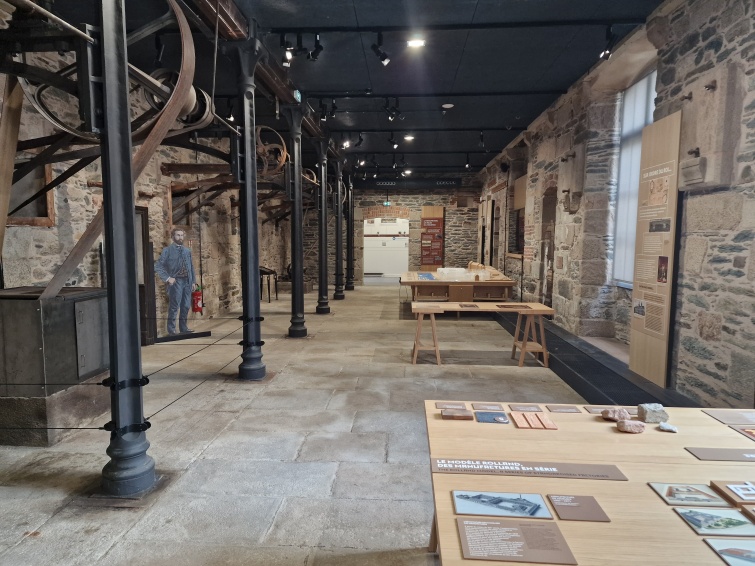 CRATION DE LESPACE DES SCIENCES  LA MANUFACTURE DE MORLAIX