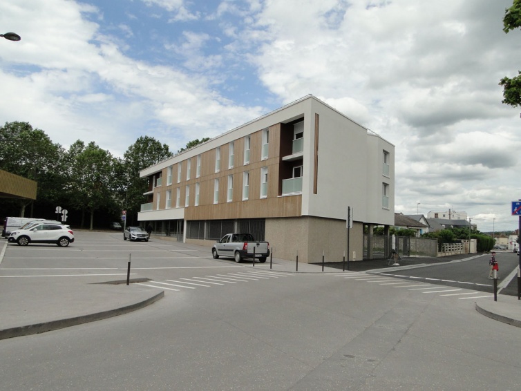 CONSTRUCTION DE 11 LOGEMENTS ET D'UN COMMERCE  LOUVIERS