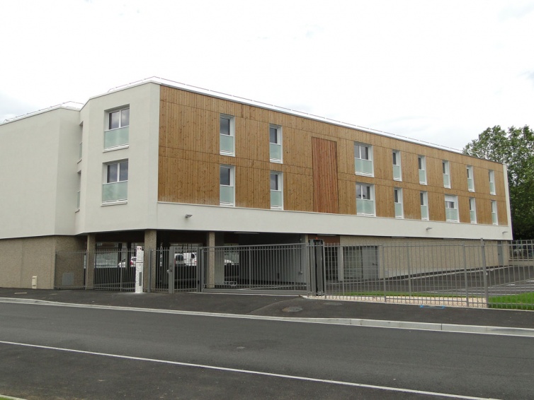 CONSTRUCTION DE 11 LOGEMENTS ET D'UN COMMERCE  LOUVIERS