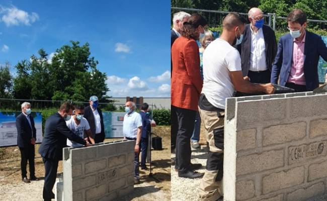 Pose de la première pierre des locaux regroupant les sièges sociaux de CURSUS et AIPPAM à Saint-Pierre-les-Elbeuf (76)