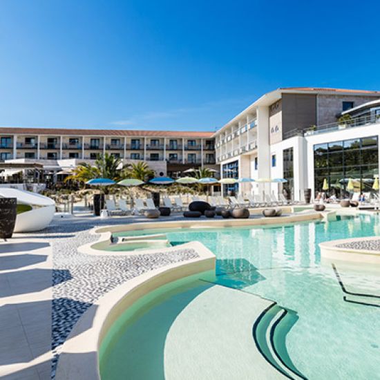 RÉNOVATION D’UN HOTEL « LES BAINS D’ARGUIN » -  CENTRE DE THALASSOTHÉRAPIE À ARCACHON