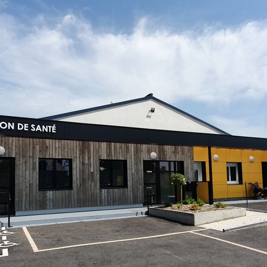 AMENAGEMENT D'UNE MAISON DE SANTE ET D'UNE MAISON D'ASSISTANTS MATERNELS A BAZOUGES LA PEROUSE