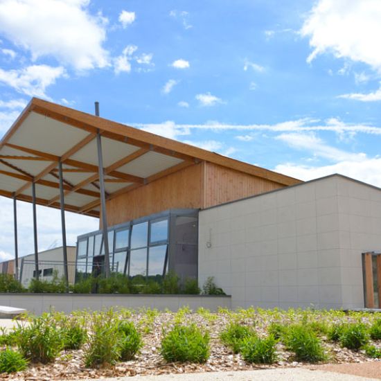 RÉALISATION D’UN CENTRE AQUATIQUE COMMUNAUTAIRE A BRIGNAIS