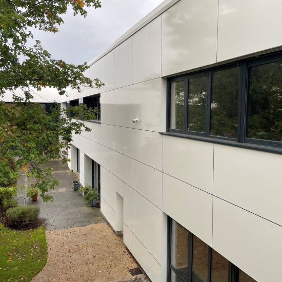 EXTENSION ET AMÉLIORATION THERMIQUE DE L'INSTITUT DE FORMATION EN SOINS INFIRMIERS À MANTES-LA-JOLIE